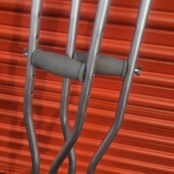  adjustable axillary crutches,