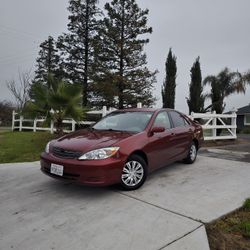 Toyota Camry LE
