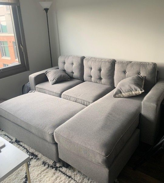 Like New Light Grey Linen Sectional Sofa Couch +Ottoman 