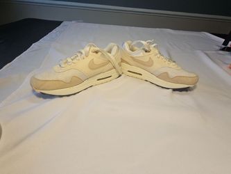 Women's Size 6.5 Nike Air Max 1 Pale Ivory Sanddrift