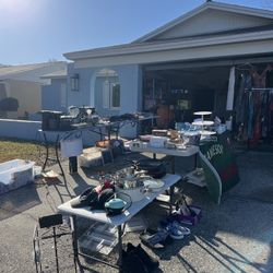 MULTI FAM YARD SALE ✨ Everything Must Go! 