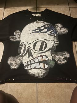 Graphic cropped tee shirt
