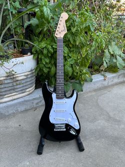 Squier Mini Stratocaster by Fender
