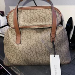 CALVIN KLEIN PURSE AND WALLET POUCH 