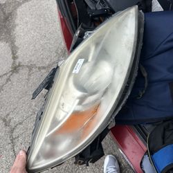 08 CX9 Passenger Headlight