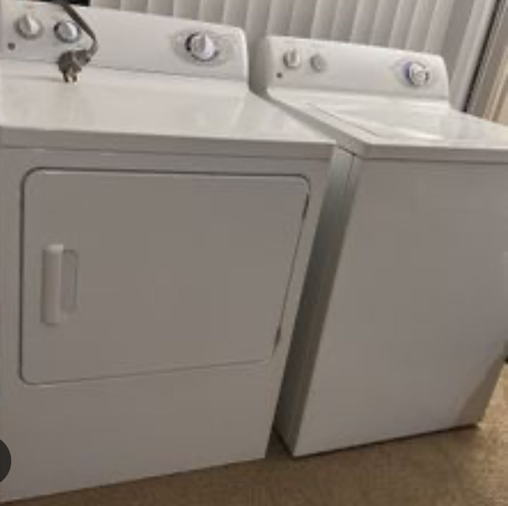 GE Washer & Dryer Set