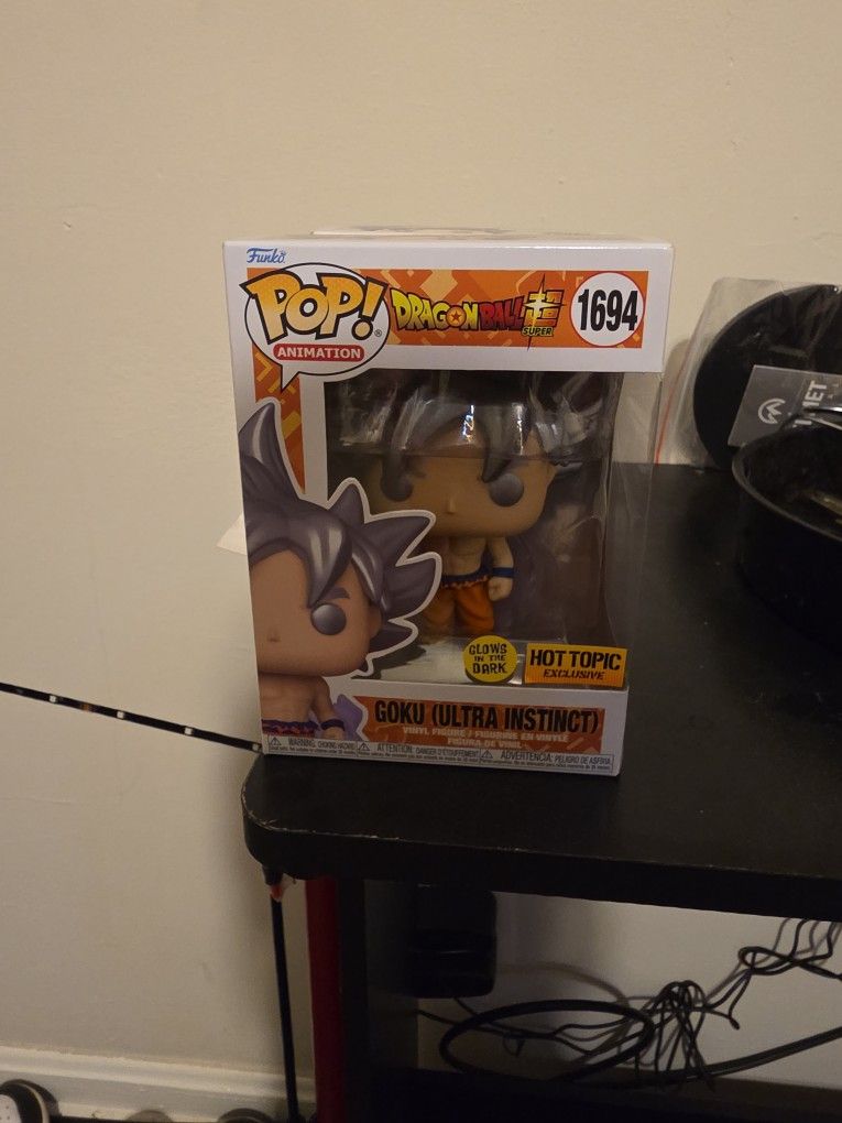 Two POP Animation DBZ Super Vinyl Figures 
