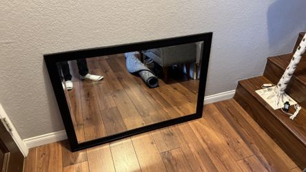 Accent Mirror