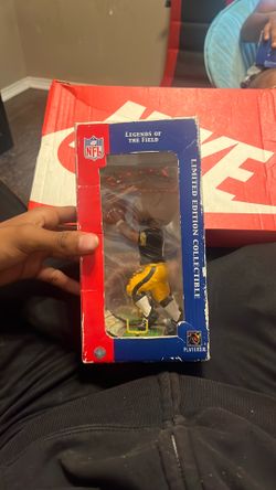 Limited Edition Hines Ward Collectible