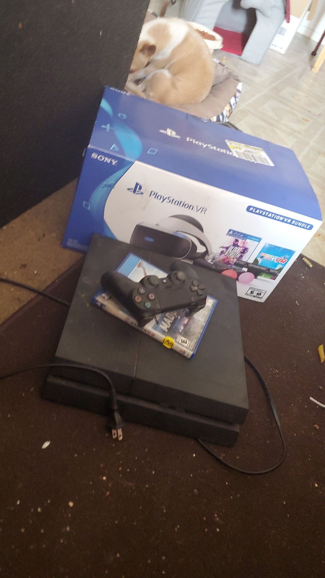 Ps4 wit 1 controller and playstation vr