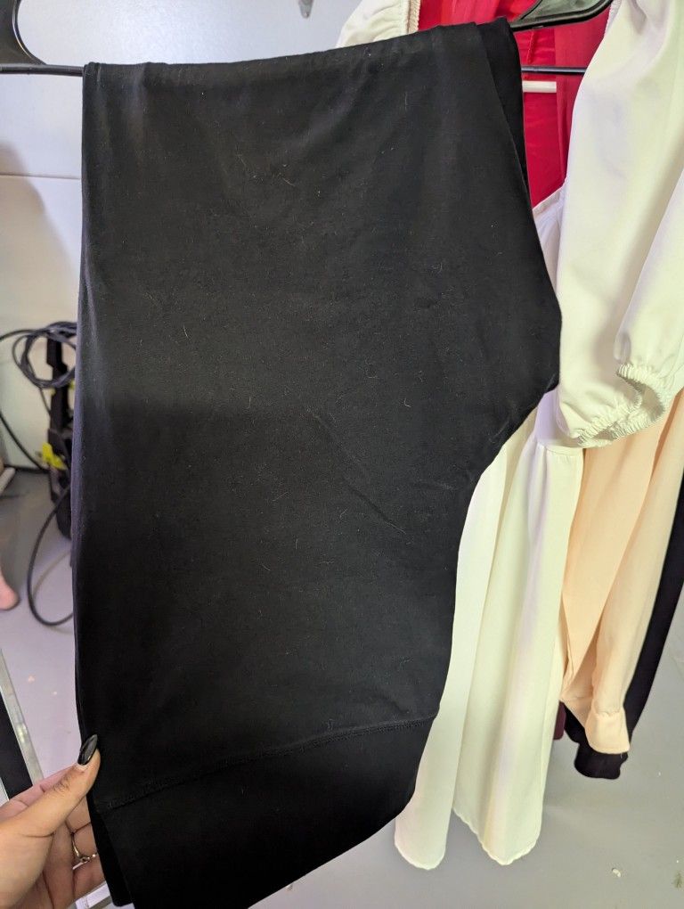 Lane Bryant Cropped Leggings Size 26 /28