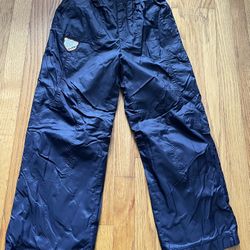 This is a pair of children's fleece-lined warm pants. • Size: The label indicates 130/59, which is usually suitable for children around 130 cm in heig