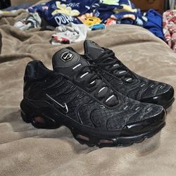 Nike Air Max Plus 10