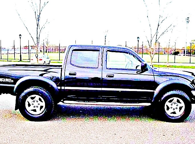 ֆ14OO 4WD Toyota Tacoma 4WD