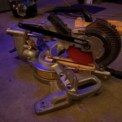Dewalt Cordless Chop Saw 