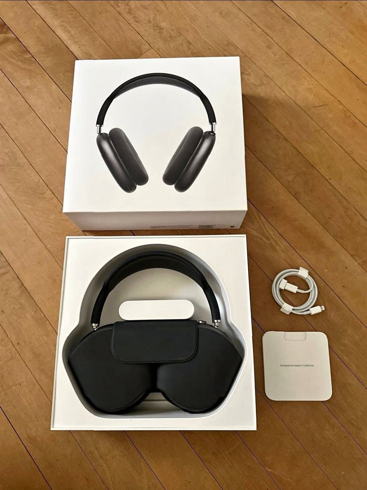 Apple AirPods Max – Space Gray – Excellent Condition w/ Box & Accessories (price Is Negotiable)