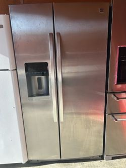 Kenmore Stainless Steel Side-by-Side Refrigerator  DELIVERY AVAILABLE FOR SMALL FEE🚛