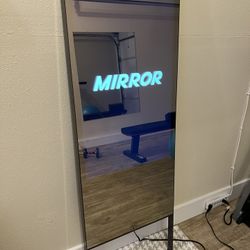 Lululemon Mirror 