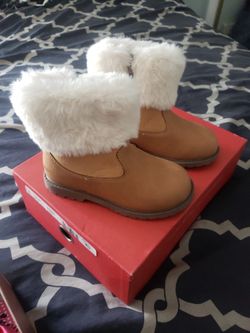 Winter Boots Size 11 Child Size