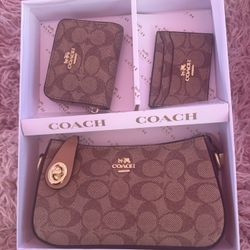 Coach Set 