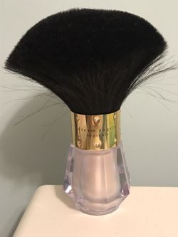 Victoria's Secret Dream Angels deals Heavenly Shimmer Powder Brush DISCONTINUED