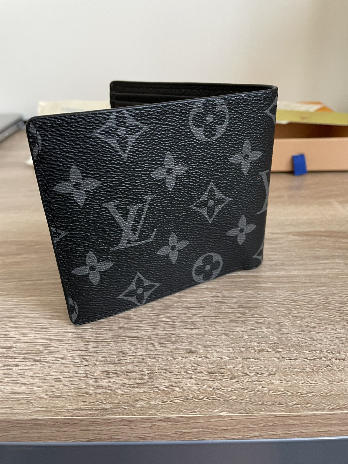Louis Vuitton x Supreme Slender Wallet for Sale in Fort Myers, FL - OfferUp
