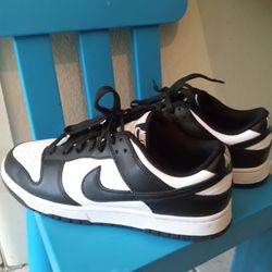 Nike Retro Dunks Low (Panda) 