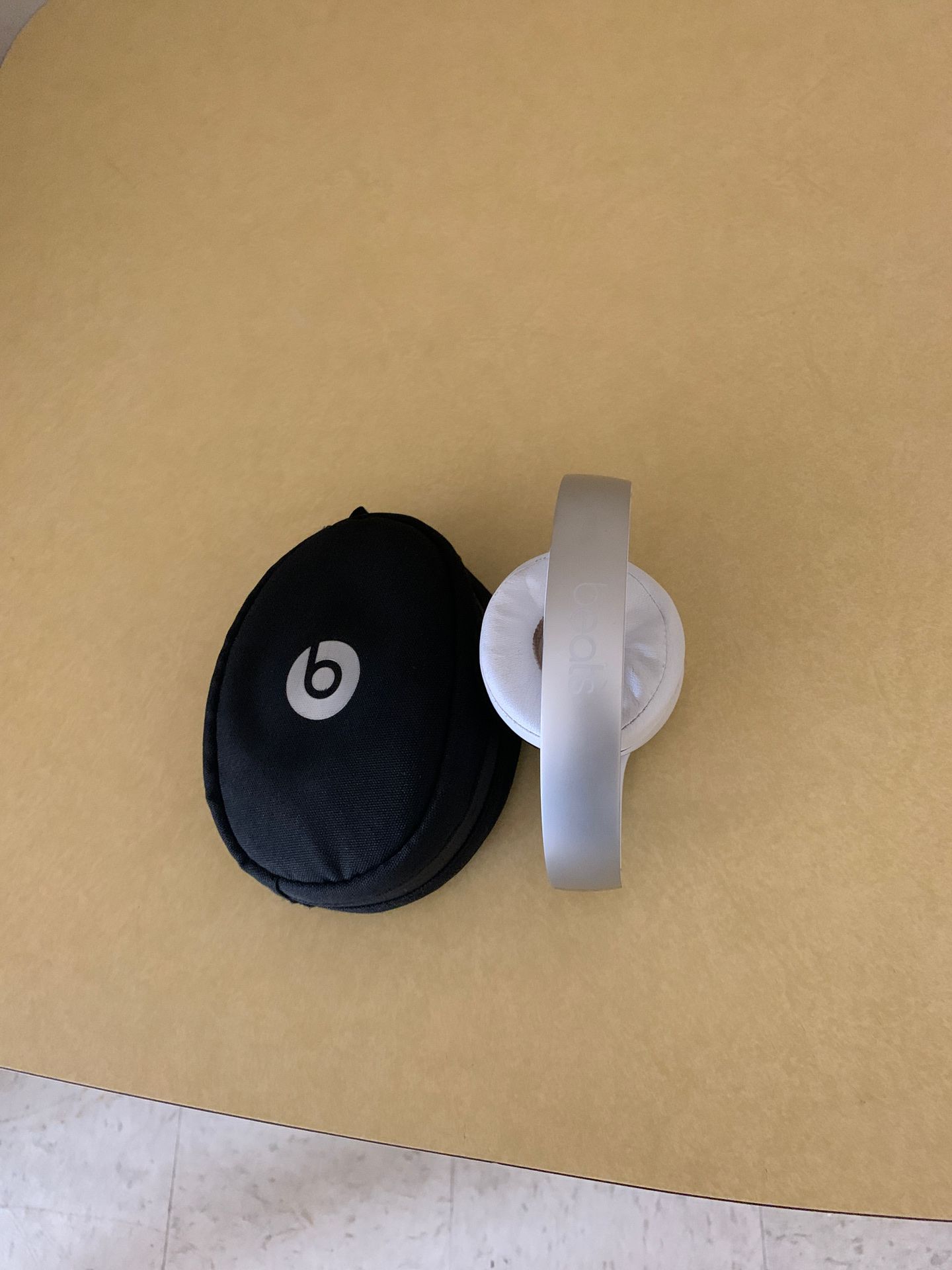 Dr. Dre Beats Solo 3 Wireless (Bluetooth)