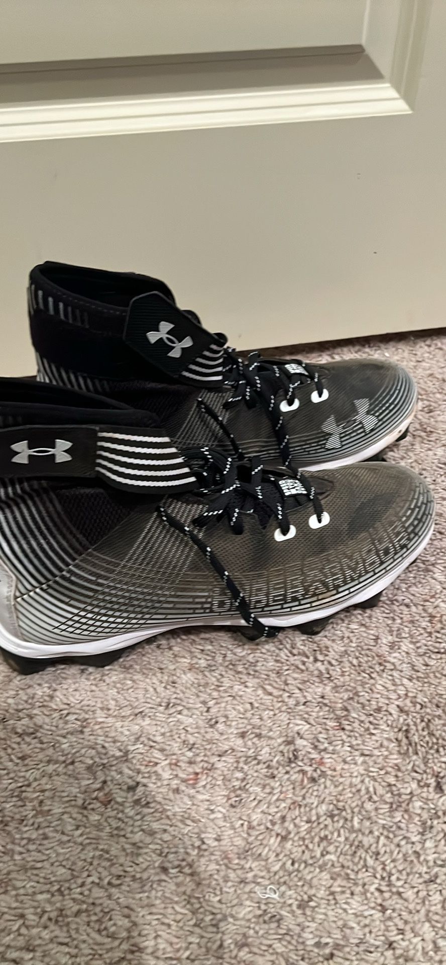 Football cleats Size 10.5M