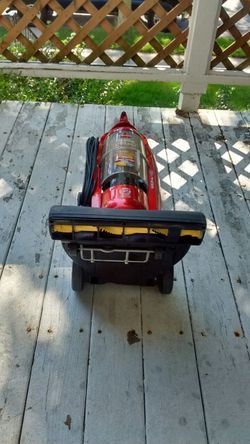 Bissell vacuums upright Lift-Off used