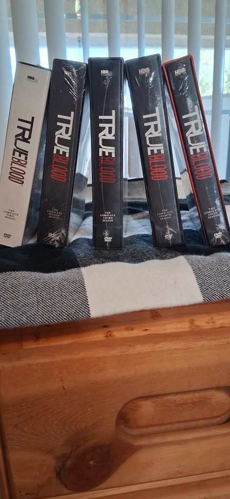 True Blood SEASON'S Cd's
