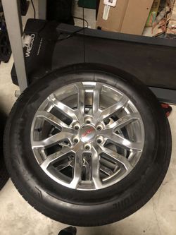 2019 stock rims with tire