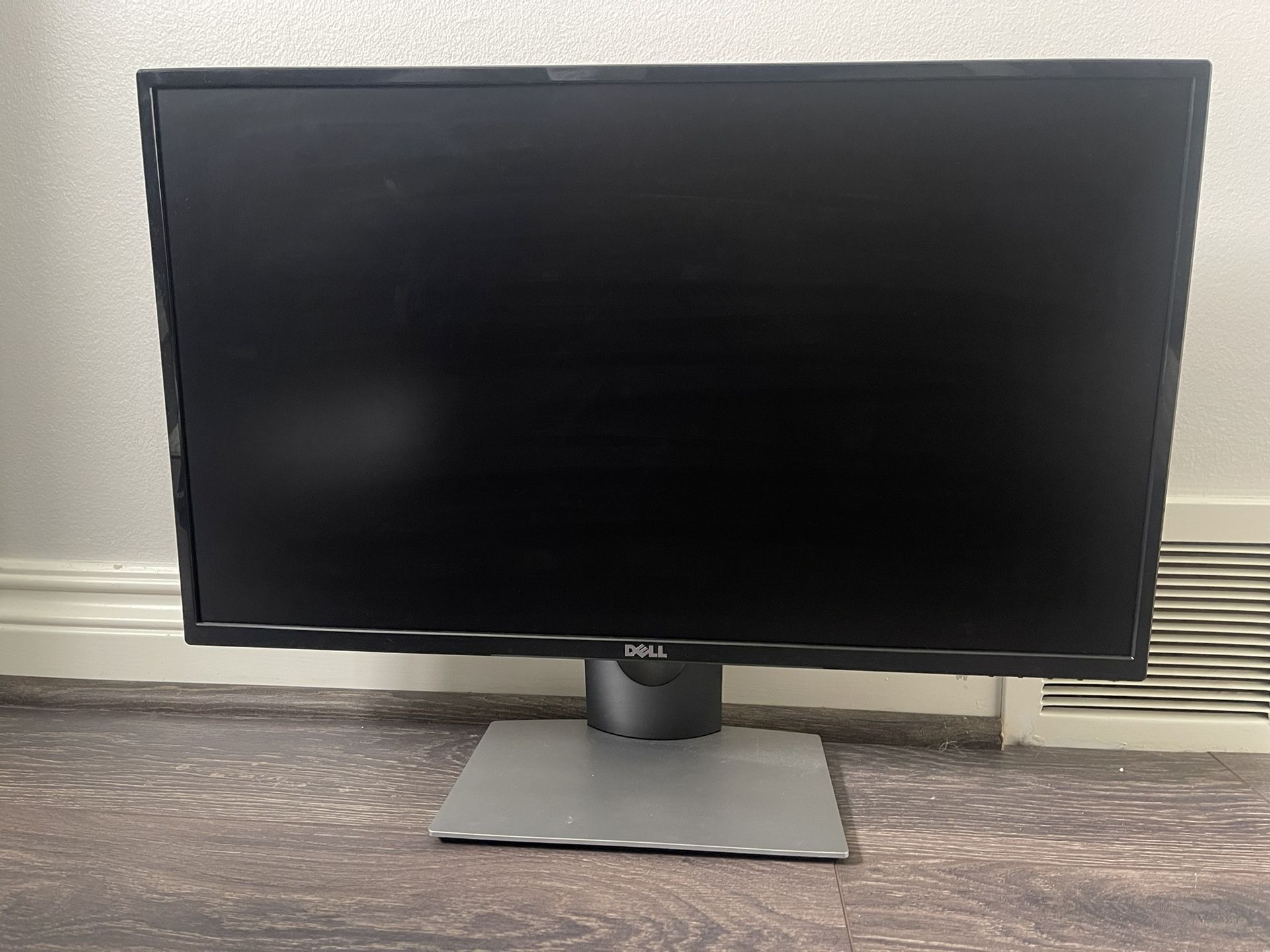 27 Inch Dell Monitor