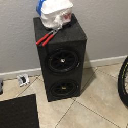 Kicker Subwoofers 2’12s 