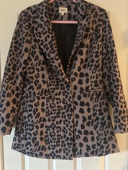 Womens animal print Blaser