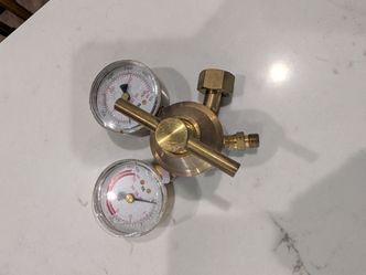Goss acetylene regulator