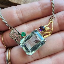 Beautiful Large Auquamarine Gem Necklace
