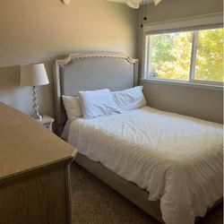 Queen Bedroom Set 