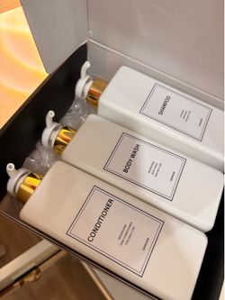 Bathroom Shower Set (gold trim)