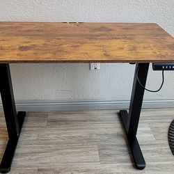 Electric adjustable height desk