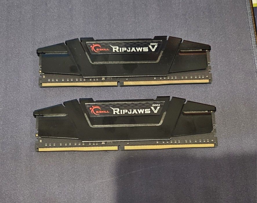 RAM 32GB DDR4 | G.skill Ripjaws V Series 3200 Mt/s