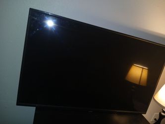 Toshiba tv 2015 45$