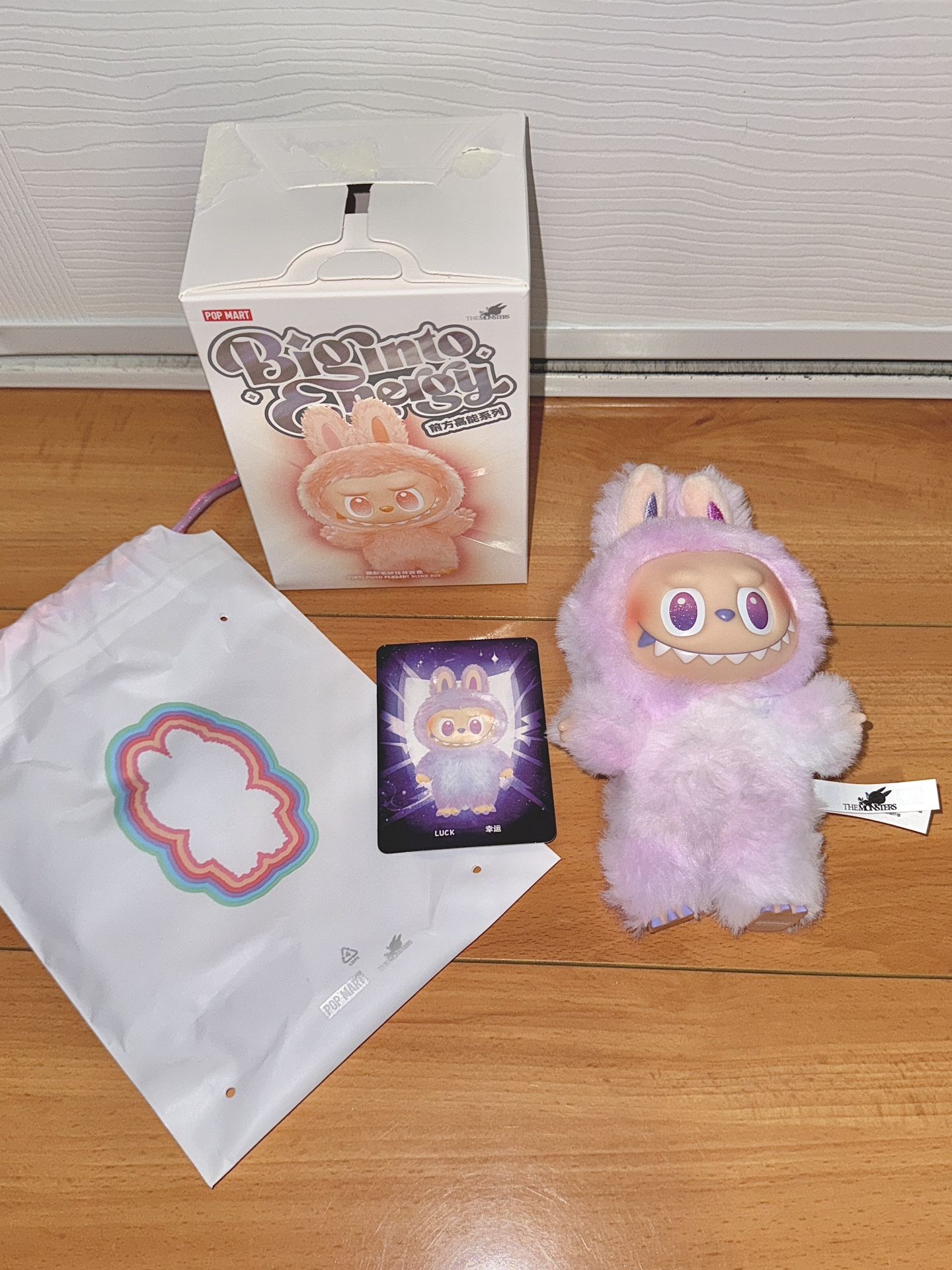 LABUBU “LUCK” POPMART - BIG INTO ENERGY V3