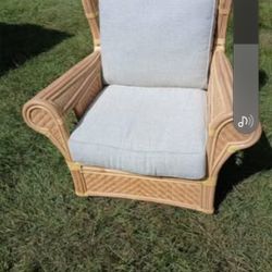 Beautiful Rocking Chair 99$ .only Cash Payment
