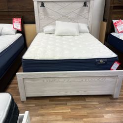 Gerridan White & Gray King Panel Bed Frame w/ Sconce Lights HB  