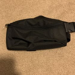 NWT Reebok Belt Bag