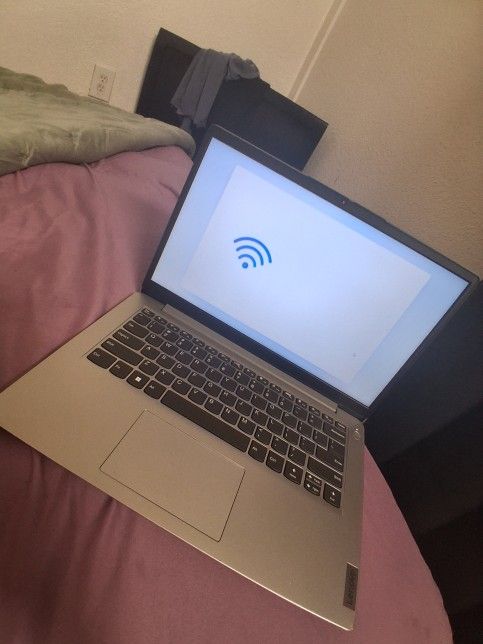 Lenovo Ideapad 1 Perfect For School Use / Daily Use