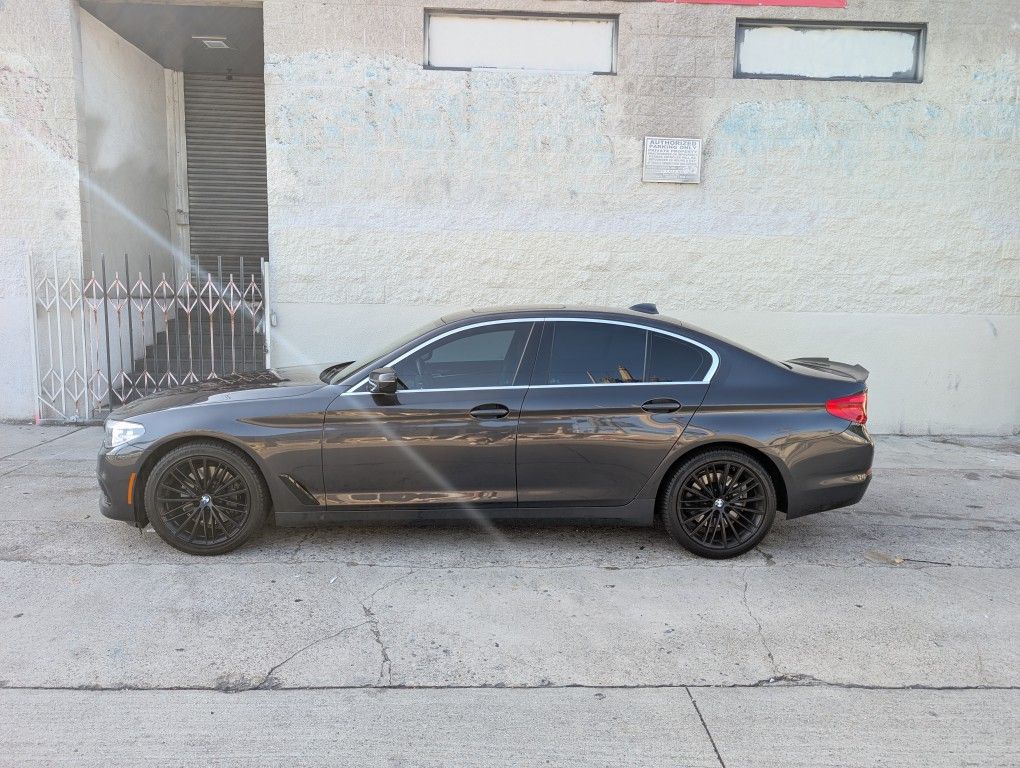 2019 BMW 530i