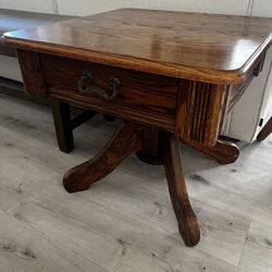 Tiger Oak Wood Side/End Table with Drawer