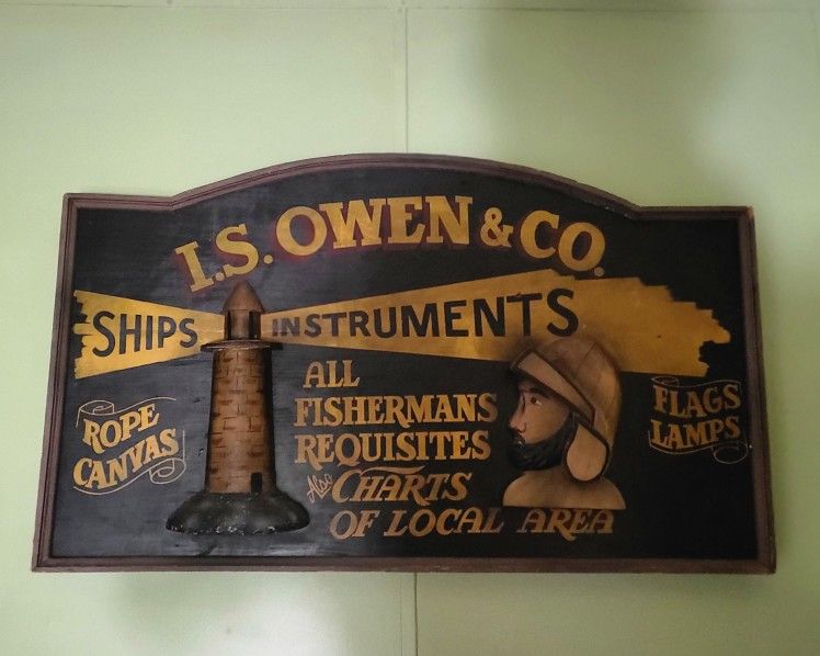 L.S.OWEN & COMPANY ADVERTISEMENT WOODEN SIGN 40X30 